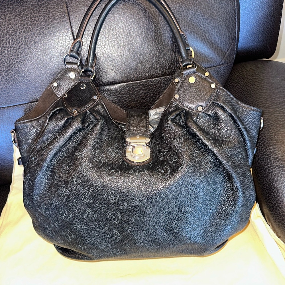 Louis Vuitton monogram Mahina Hobo